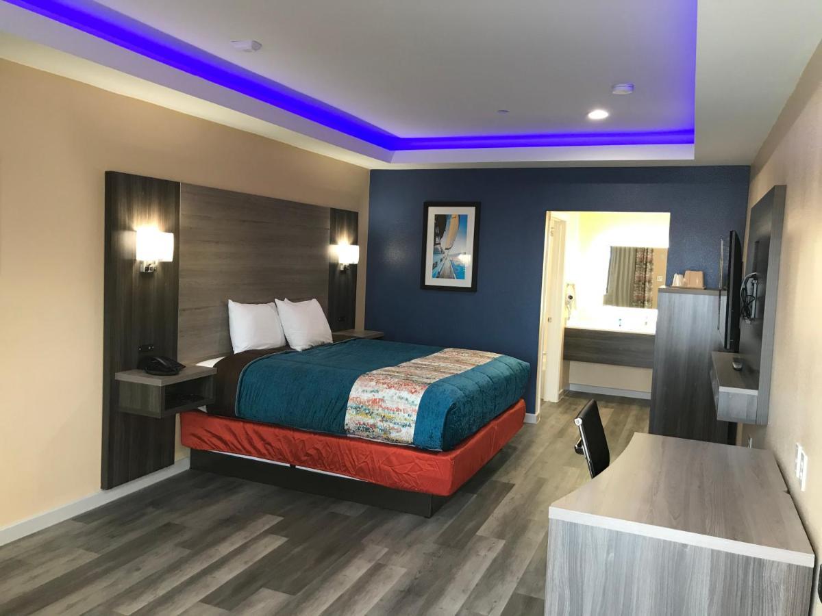 Scottish Inn & Suites Houston Willowbrook Kültér fotó